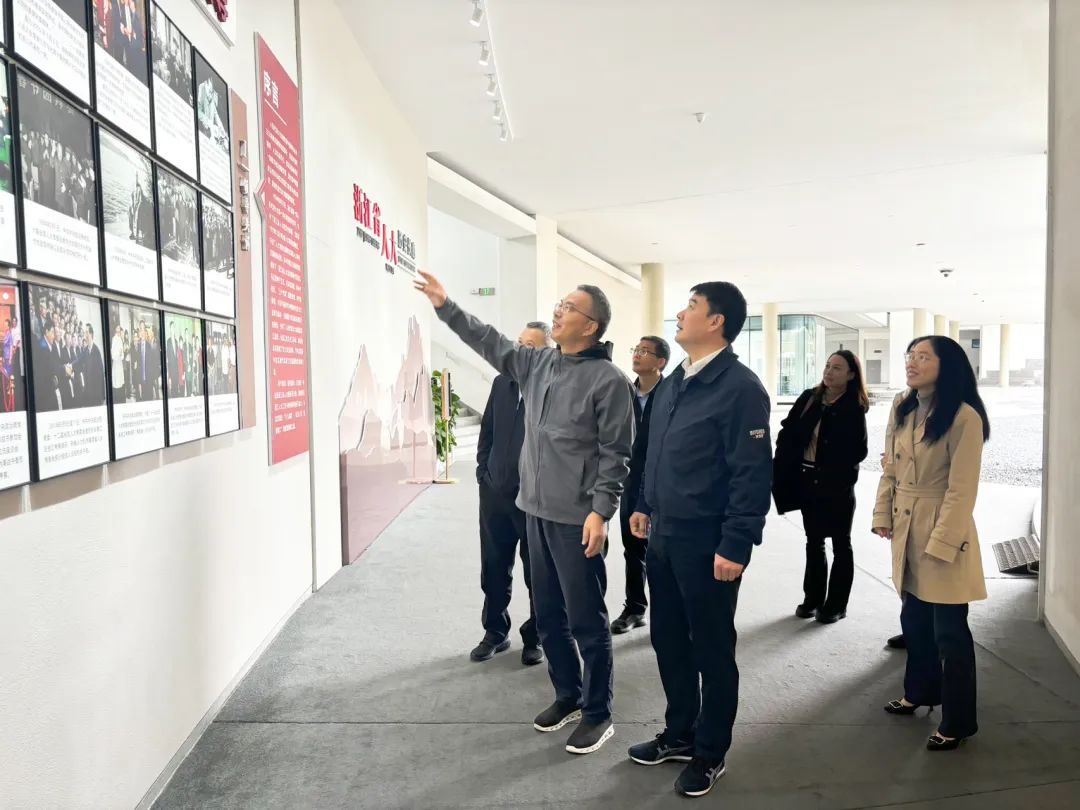 全國人大培訓中心副主任張志強一行調研基地